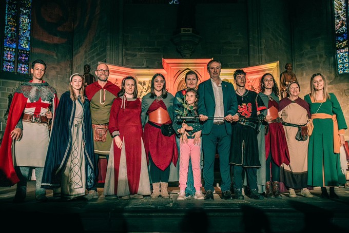 Ràdio Montblanc (@radio_montblanc) on Twitter photo SOCIETAT| Montblanc tanca la Setmana Medieval entregant l'espasa d'honor a <a href="/CeeTilmar/">CEE TILMAR</a> . Ja se saben les dates <a href="/setmanamedieval/">Setmana Medieval de Sant Jordi</a> 2026! Llegeix la notícia
tuit.cat/q0cca SOCIETAT| Montblanc tanca la Setmana Medieval entregant l'espasa d'honor a <a href="/CeeTilmar/">CEE TILMAR</a> . Ja se saben les dates <a href="/setmanamedieval/">Setmana Medieval de Sant Jordi</a> 2026! Llegeix la notícia
tuit.cat/q0cca