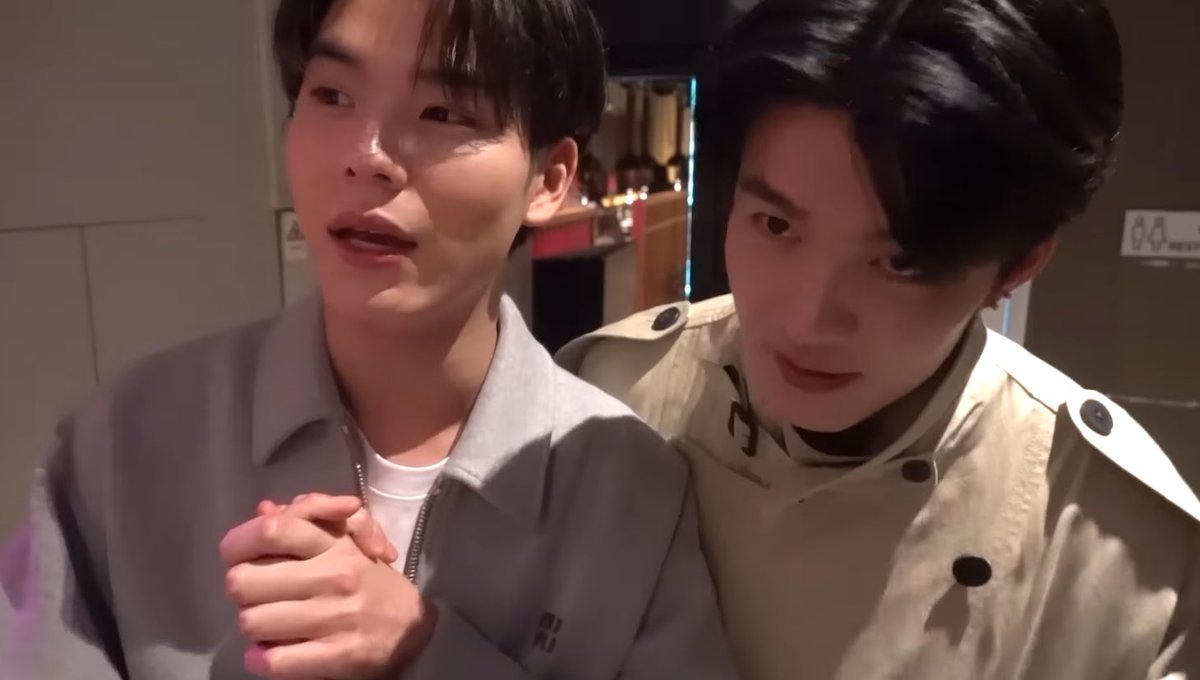 xaychlikae19264's tweet photo. อย่ามาทำตัวหวานกันแถวนี้นะคะ ((ทำเลย)) คนโสดอิจฉาค่าาา🤭🤭
#Meennicha8 #PingKrittanun 
 #Area86 https://t.co/WVZBtIG4zS