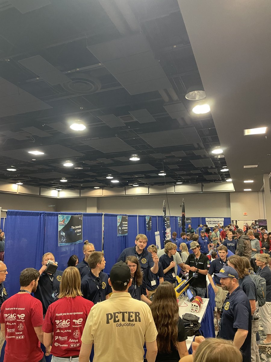 utrocketry's tweet photo. During the 25th Anniversary @StudentLaunch, we took part in the Open Rocket Fair at the Von Braun Center in downtown Huntsville, Alabama. During this event, we showed off the Project Hyperion full-scale launch vehicle, air brakes, payload, and our program experiences 🚀🚀 https://t.co/61awy9roHO