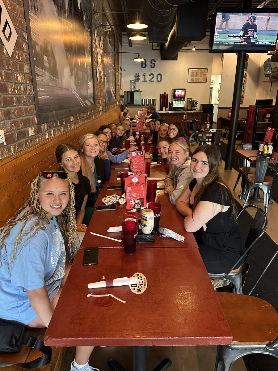 HighHarriman's tweet photo. Pre-post season meal with a great group of ladies.  Push them and they will push you back….get up on them in a game and it isn’t enough….they have more “fight” and “hard work” in them as any team I have coached.  Let’s go ladies we aren’t finished yet!🥎 https://t.co/ccAiCNf3pi