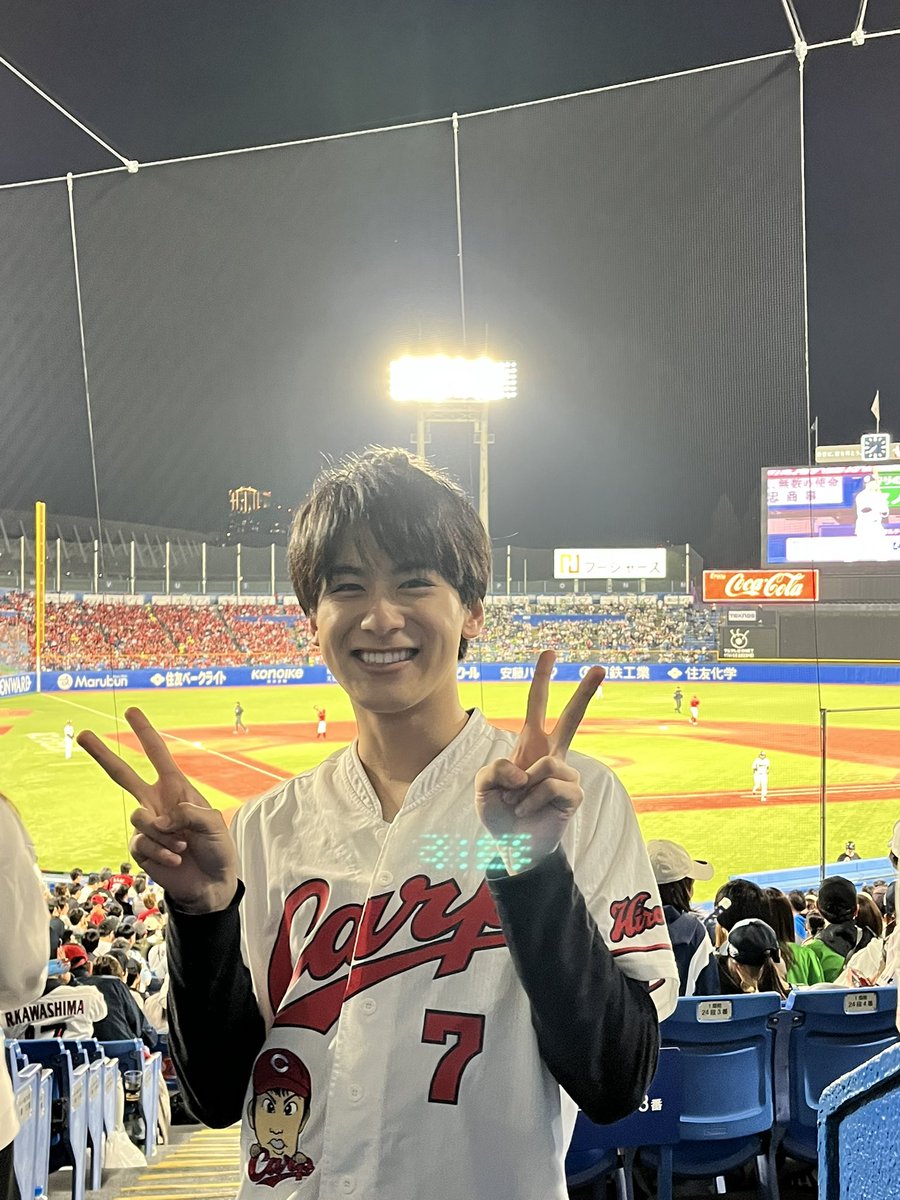 kazushi_seno's tweet image. こいほー!!😭
今日はこどもの日で、絶対勝ちたい鯉のぼりの日に勝つことができました🎏
個人的にも関東現地勝利は6試合ぶりで、久々の勝利で正直うるっと…。観たい選手もみんな観れて嬉しかった☺️☺️
これからもがんばろうカープ🙌
#子供の日 #carp #GW最終日