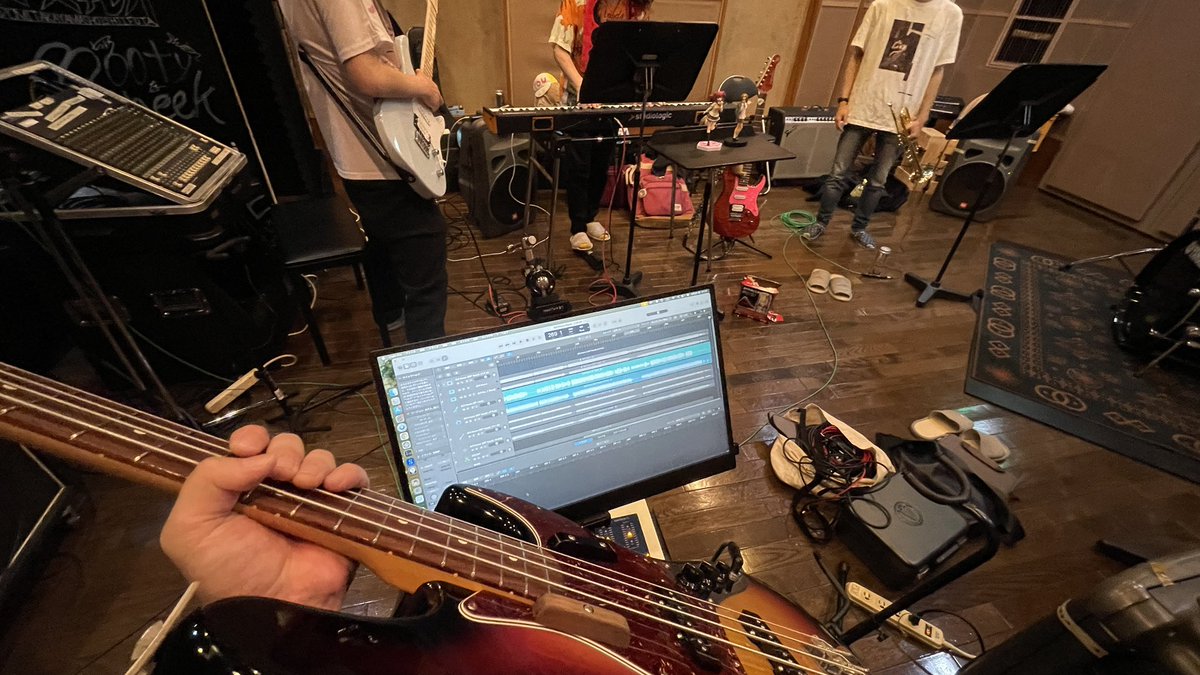 石川大合宿始まってます！飲みながらやれるスタジオとか神では！？