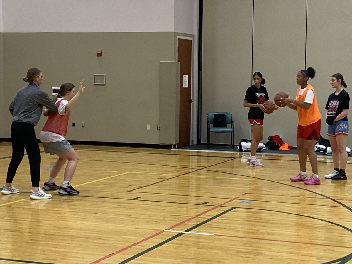 It was great having head coach of <a href="/wittwbb/">Witt Women's Basketball</a> Melissa Kolbe at our practice. The girls found it really helpful learning from her and used what they learned in their past tournament!