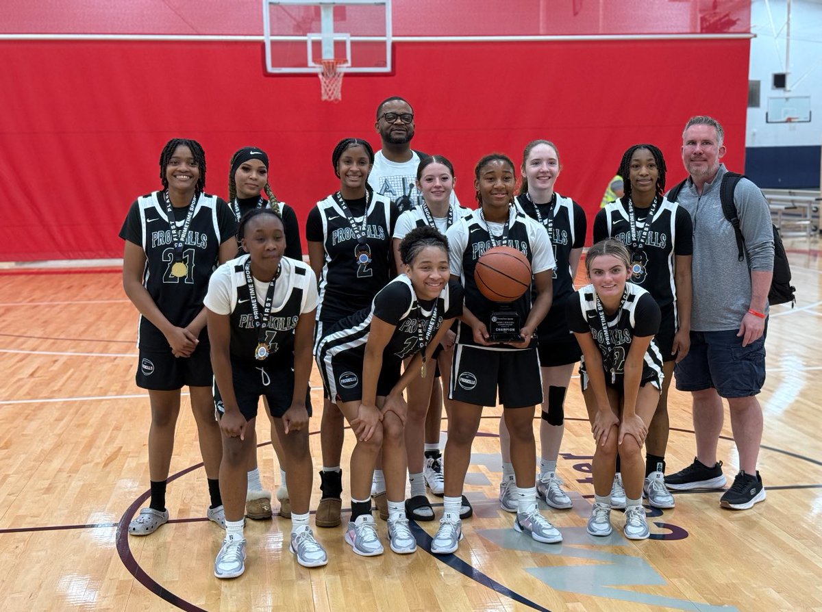 My squad. 🔥 tourney champs. We are coming. 👀 college coaches don’t miss these kids. We have skills but the intangibles are there. Great attitudes and very coachable kids. Proud of these kids.