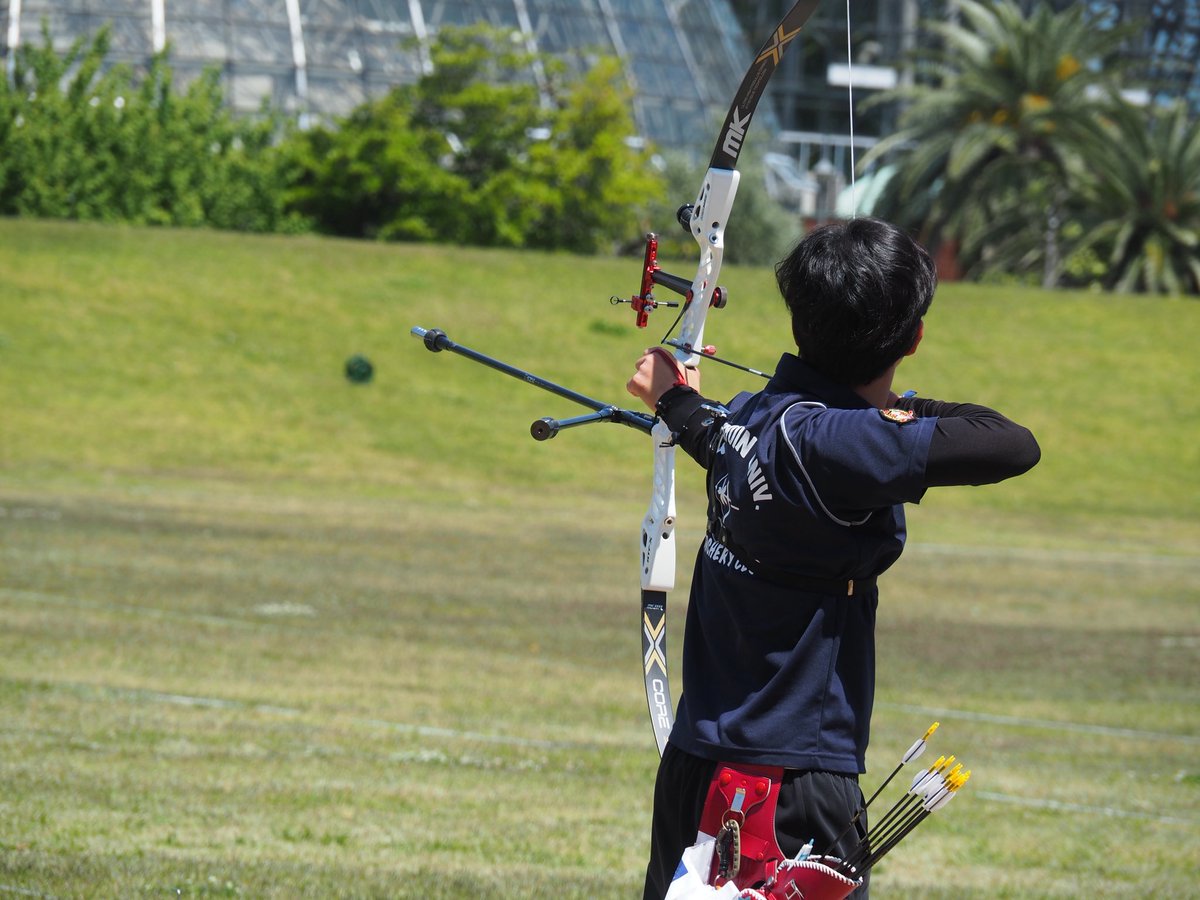 【男子1部2部入替戦】
5月3日に夢の島アーチェリー場にて開催されましたリーグ戦男子1部2部入替戦の結果をお伝え致します。

男子:2329点(4th total)
出場8校中1位

難しい風の中での試合でしたが、見事8校中1位の成績で1部残留を果たすことが出来ました。
