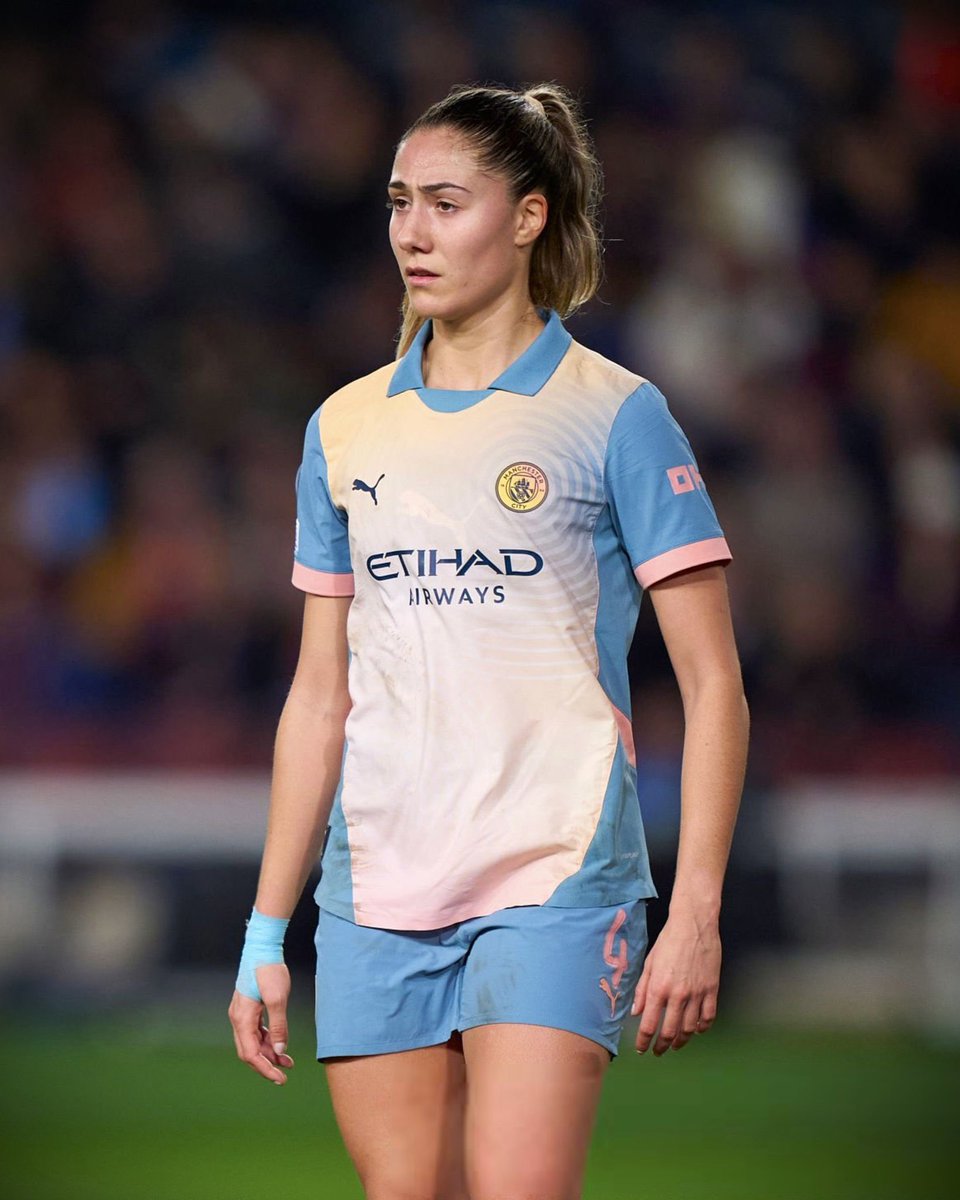 🚨 According to Maria Tikas of Sport, FC Barcelona has signed Laia Alexandri from Manchester City, the former La Masia player will return to Barcelona on a free transfer starting next season.
