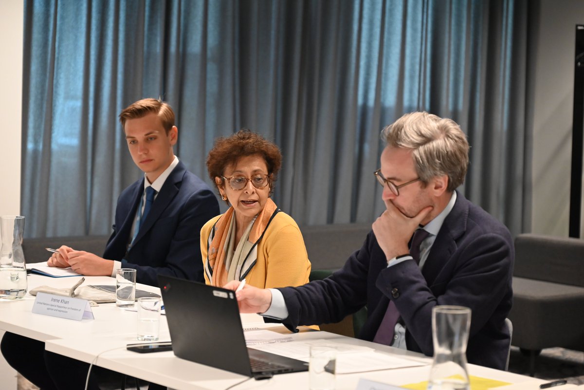 Who counts as media today? How to adjust the business model to safeguard media pluralism and diversity in the face of AI &amp; power concentration?

<a href="/UNHumanRights/">UN Human Rights</a>-<a href="/OSCE/">OSCE</a>  #WorldPressFreedom event highlights need for a rights-based approach to protect pluralism, trust &amp; access to info
