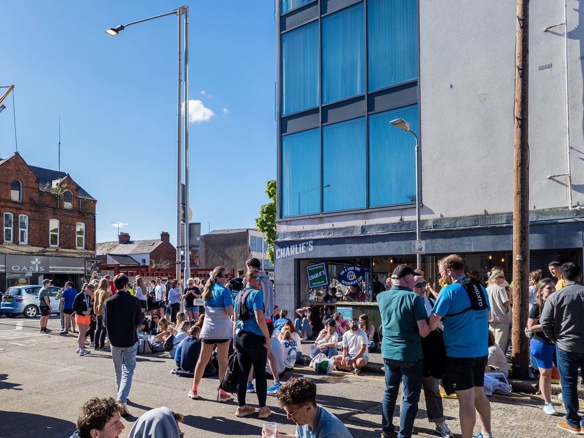 The Ormeau was absolutely buzzing for the City Marathon yesterday. Vibrant streets, packed bars and great community spirit. Maybe next year the organisers and DfI could consider fully closing the road to traffic to help create even more of a festival atmosphere? #OpenOrmeau