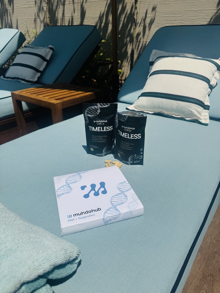 Timed a family vacation with #Token2049 because <a href="/Muhdohealth/">Muhdo</a> does not stop building and delivering. 

NDO = No Days Off! 

We spoke at <a href="/MarioNawfal/">Mario Nawfal</a> and DNA funds private event. 

Meet up with one of our new #Web2 influencer with millions of followers 👀

<a href="/samrthomp13/">Sam Thompson</a> worked the