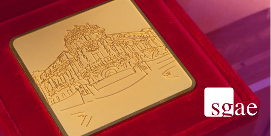 Por sus valiosas aportaciones a la cultura y a la sociedad y por sus trayectorias únicas que nos inspiran cada día, concedemos las Medallas de Honor 2025 a las/os creadoras/es:
✨#JoaquínSabina, referente de la canción de autor en España
✨#JordiMilán, alma y director de la