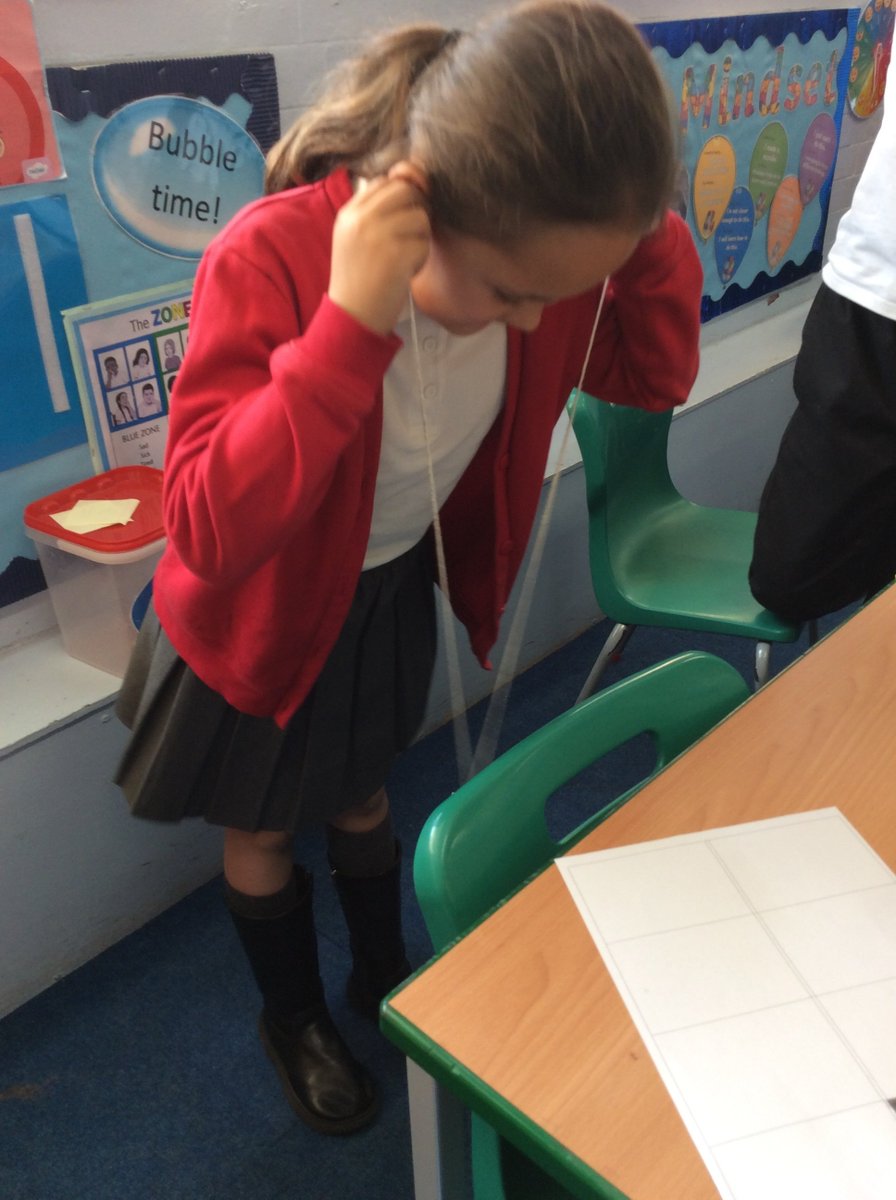 RayLodgePrimary's tweet photo. Year 4 Science-Sound
Do you think sound travels better in the air or through solids? As scientists we carried out comparative tests. We made ear gongs and used these to experiment with sound vibrations.
#strivingforexcellence #science #RLPS https://t.co/cEAHwIXKgg