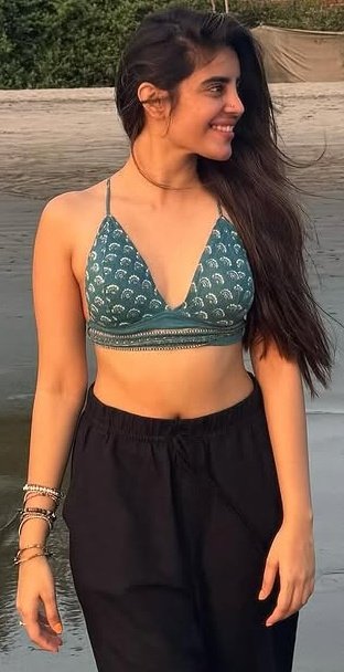 GqLEn8_bEAASkmF?format=jpg&name=small