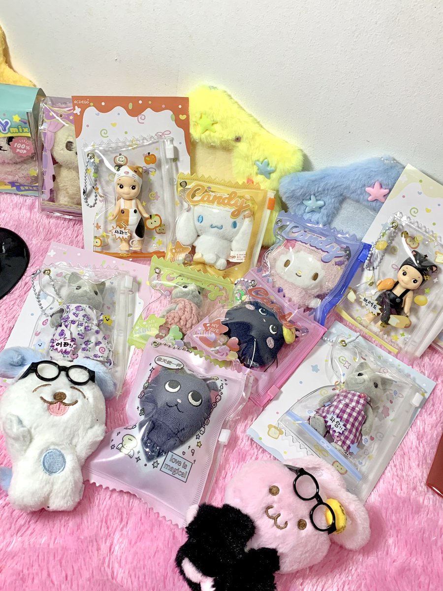 tabulstudio's tweet image. Perintilan tas baju pouch photocard &amp;amp; buat tuyul event 5.5 ready yak!🥹🫶🏻 shopee.co.id/chipiichapaa