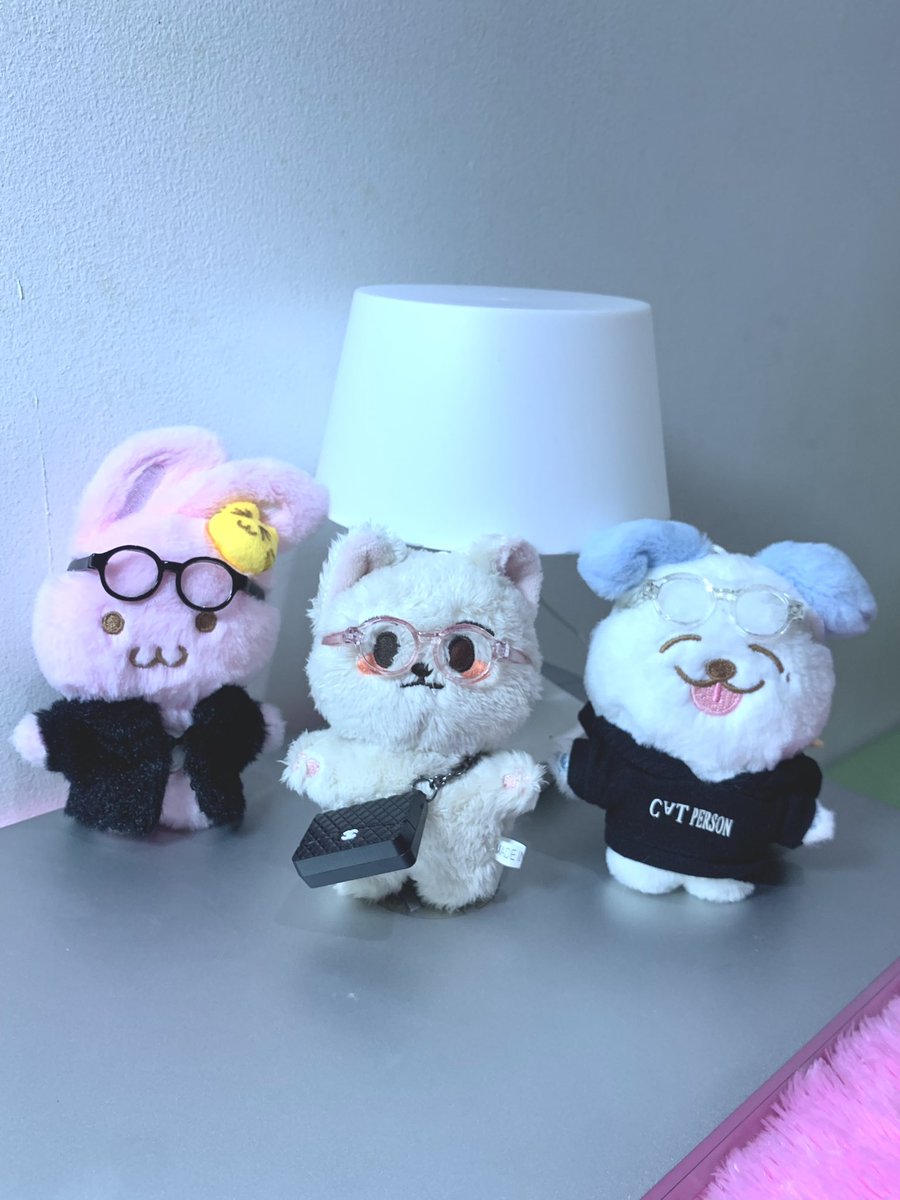 tabulstudio's tweet image. Perintilan tas baju pouch photocard &amp;amp; buat tuyul event 5.5 ready yak!🥹🫶🏻 shopee.co.id/chipiichapaa