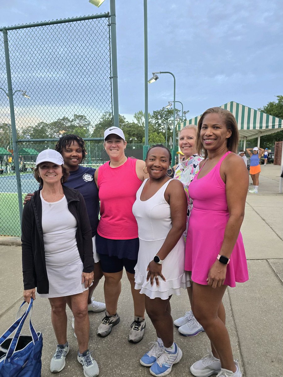 Molly Killingsworth tweet media