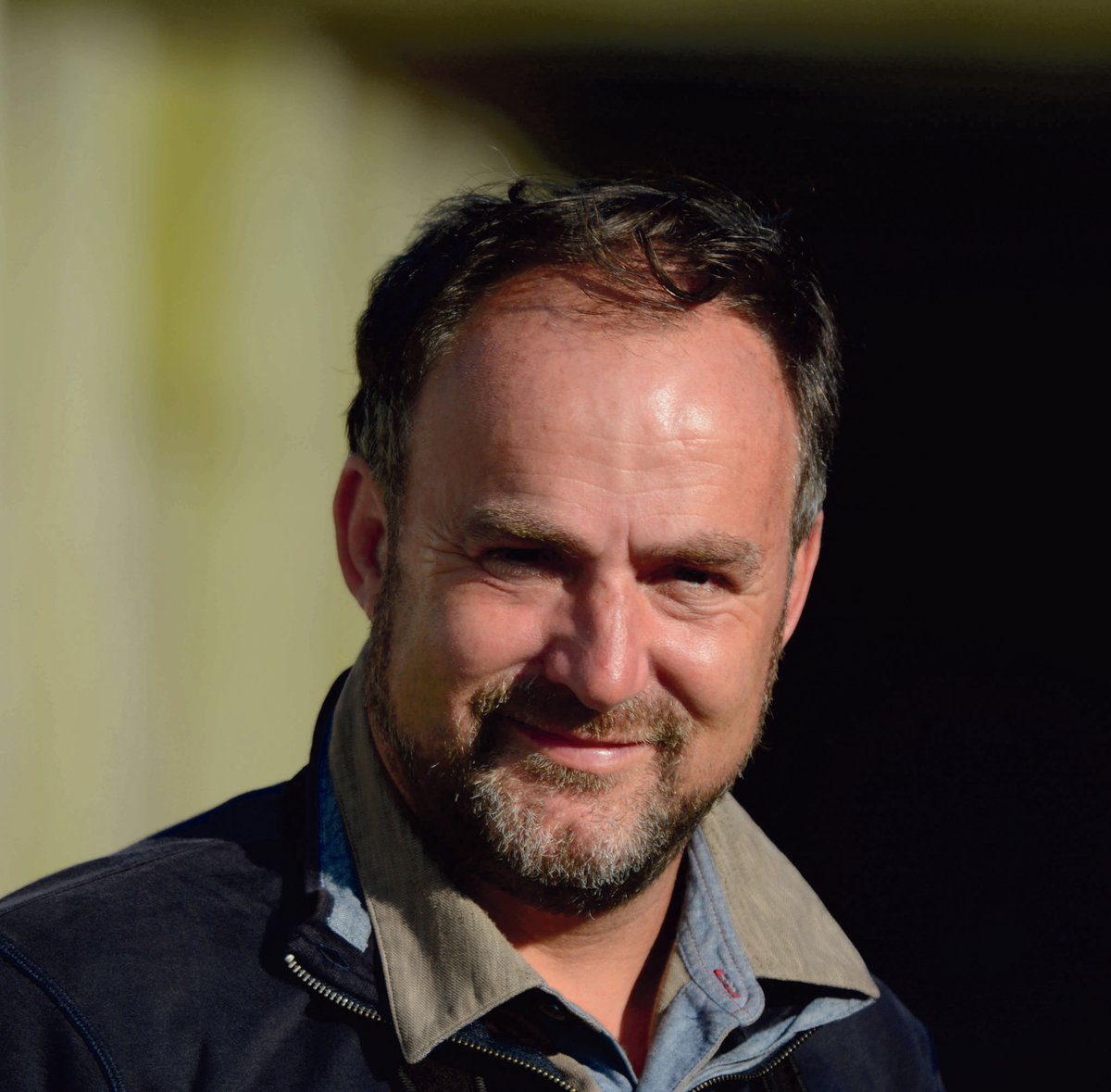 📢 Friday night at #MigFest2025: don’t miss Richard Crossley!

Renowned for his bold approach to bird ID, field guides &amp; stunning visuals 🐦

Join us for an inspiring evening at Spurn, 13 Sept.

Tickets on sale now: bit.ly/3T5Q9Ks