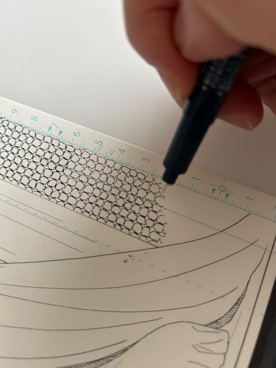 格子なんか手描きしてる場合じゃないけど細部に神を宿らせるために。
[中]