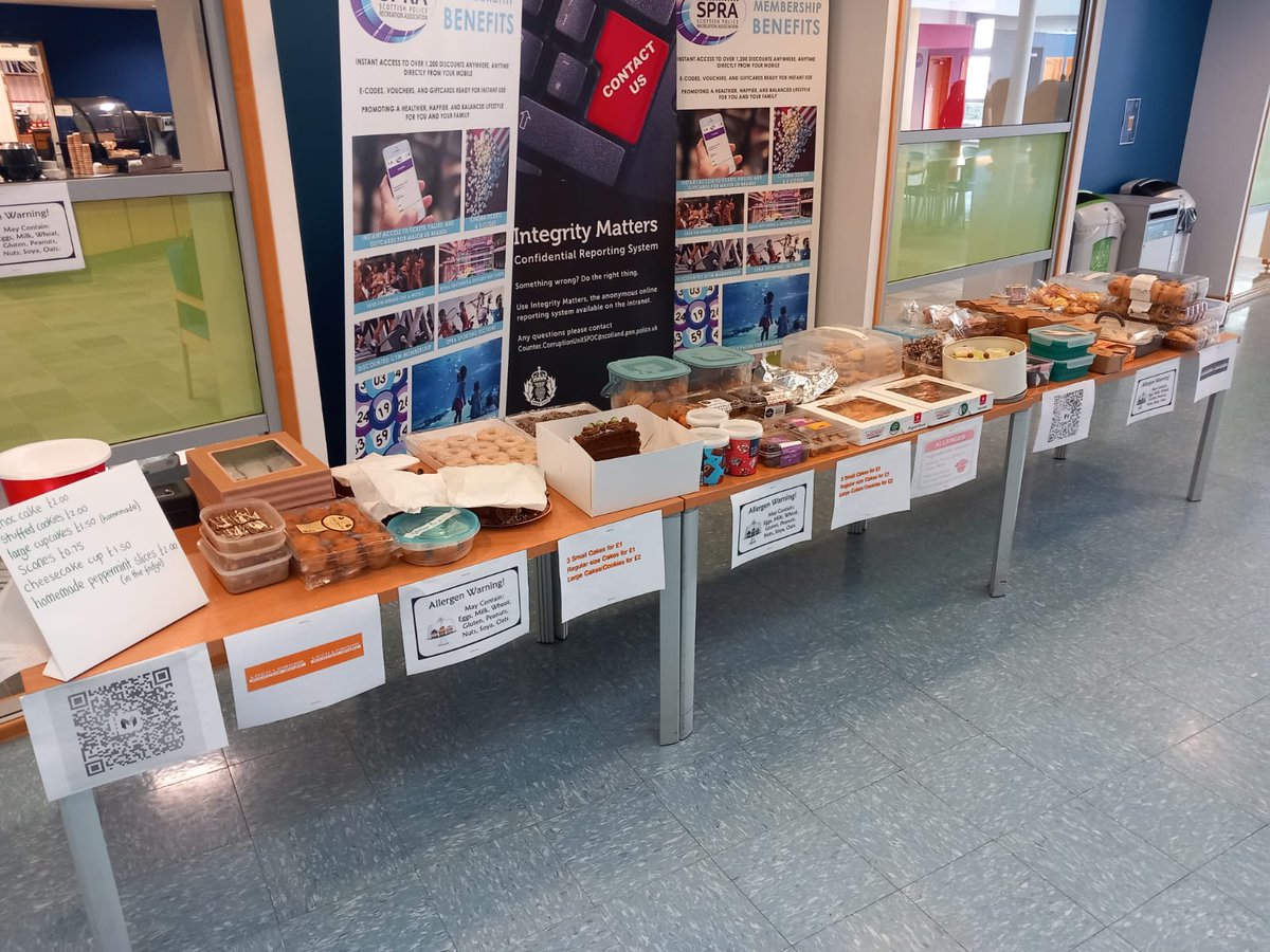 Our non-residential course at Jackton have been busy last week! 

The new officers hosted a bake sale at lunch for their course charity, raising £455! 👏 

A tough PE session followed, with hill sprints and circuit based training. 🏃🏼‍♀️ 

#LifeOfAProbationer