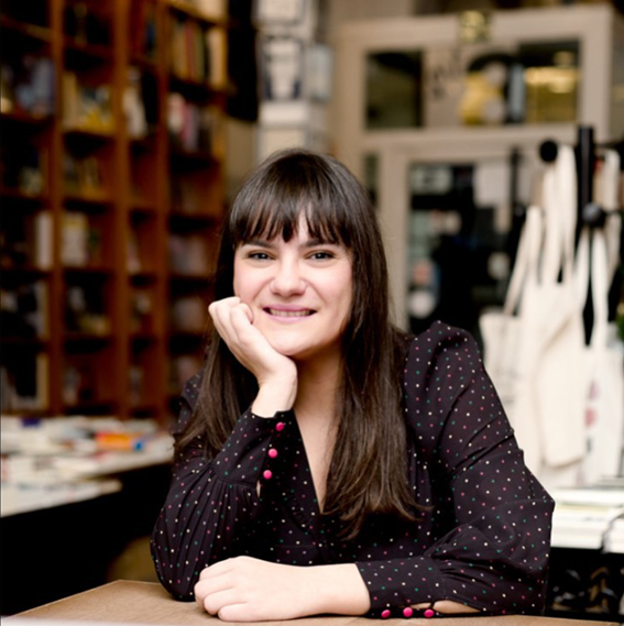 🌟<a href="/GemaRneira/">Gema Neira</a>, #guionista  y creadora de exitosas series de 📺televisión. Es parte fundamental de la renovación de la ficción televisiva en España y el 21 de mayo recibirá la Medalla de Honor de #SGAE. 👏¡Enhorabuena!
tinyurl.com/ytdjd4mn
#MedallasHonorSGAE <a href="/BambuProdu/">Bambú Producciones</a>
