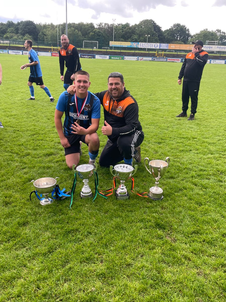 ScawthorpeFc's tweet image. Happy 21st Birthday to Woodlands Answer to James Ward Prowse! Have the best day son @MaseLaws 🍊🧡