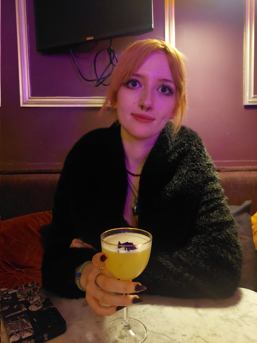 otaku_demon97's tweet photo. Date night on Saturday 🥰🖤 https://t.co/1XdMx9n3Yg