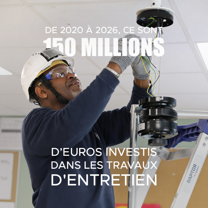 marseille's tweet photo. La Ville de Marseille rénove ses écoles 🏗️ 

De 2020 à 2026, 150 millions d'euros sont investis dans les travaux de rénovation pour offrir aux petits Marseillais et aux petites Marseillaises des écoles dignes. 

En savoir plus : https://t.co/zC4GIytjlW
