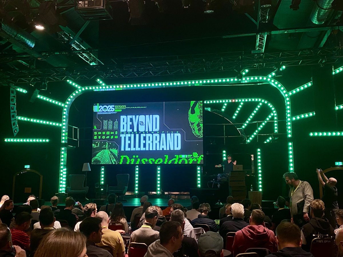 Daniela Kubesch tweet media