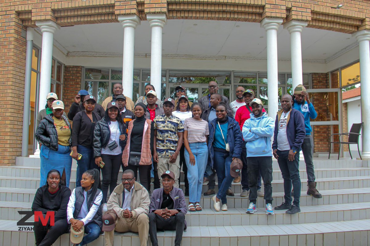 Zimbabwe Union of Journalists (@zujofficial) on Twitter photo Matebeleland South Journalists marked #WorldPressFreedomDay on Saturday, in Beitbridge. Hon Albert Nguluvhe led the event, with Dr Felix Venge & Mr Nqobile Ncube steering insightful discussions on fact-based reporting & journalism’s role in rural development. 📰cc//
📸<a href="/tupeyo/">Thupeyo Muleya</a> Matebeleland South Journalists marked #WorldPressFreedomDay on Saturday, in Beitbridge. Hon Albert Nguluvhe led the event, with Dr Felix Venge & Mr Nqobile Ncube steering insightful discussions on fact-based reporting & journalism’s role in rural development. 📰cc//
📸<a href="/tupeyo/">Thupeyo Muleya</a>