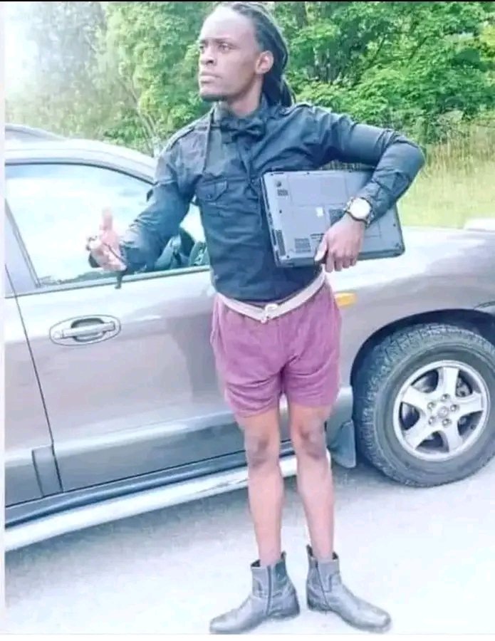 David343107's tweet image. Lucifer 😅😅😅😅