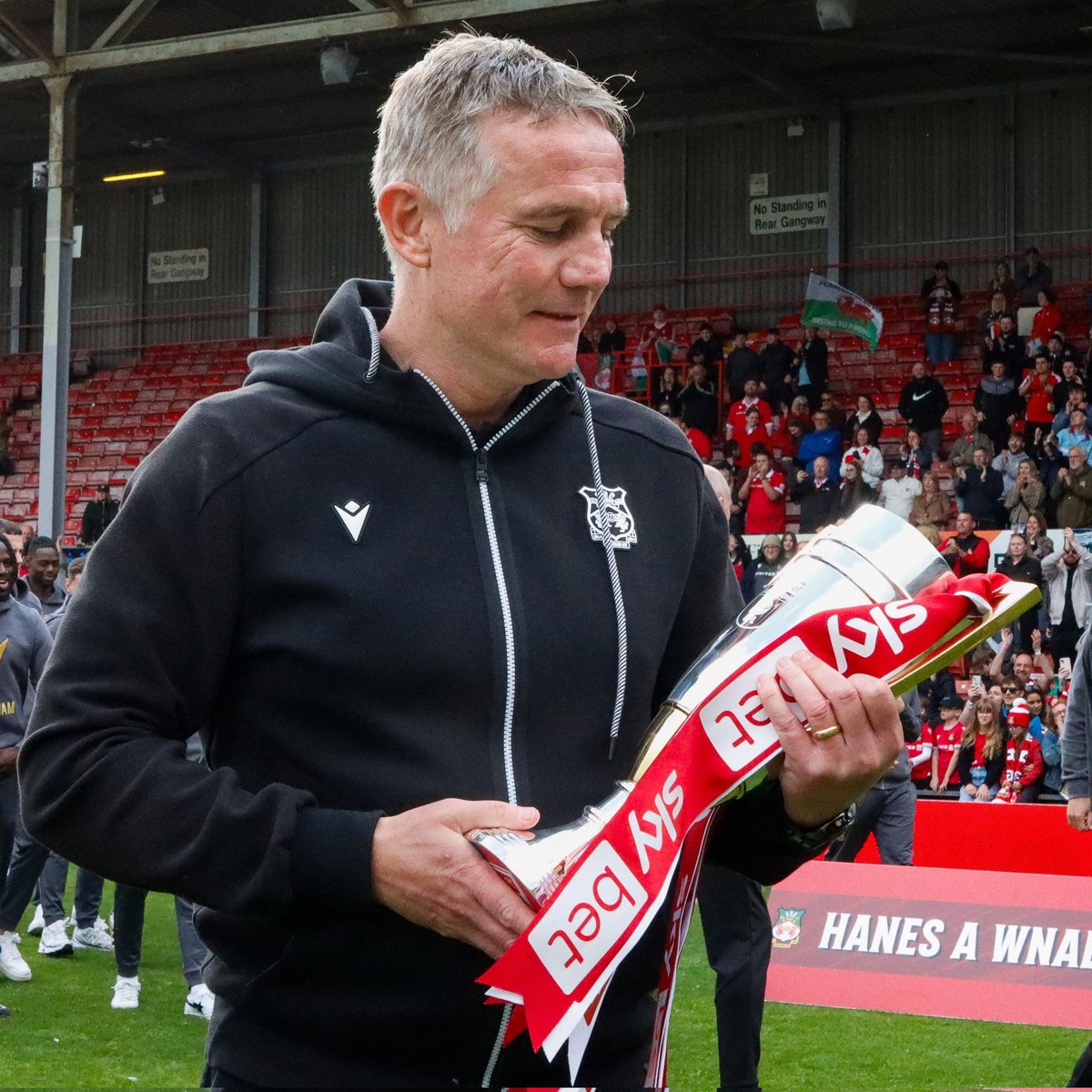 Wrexham AFC (@wrexham_afc) on Twitter photo Promotion number six of his managerial career 🫡
🔴⚪️ #WxmAFC Promotion number six of his managerial career 🫡
🔴⚪️ #WxmAFC