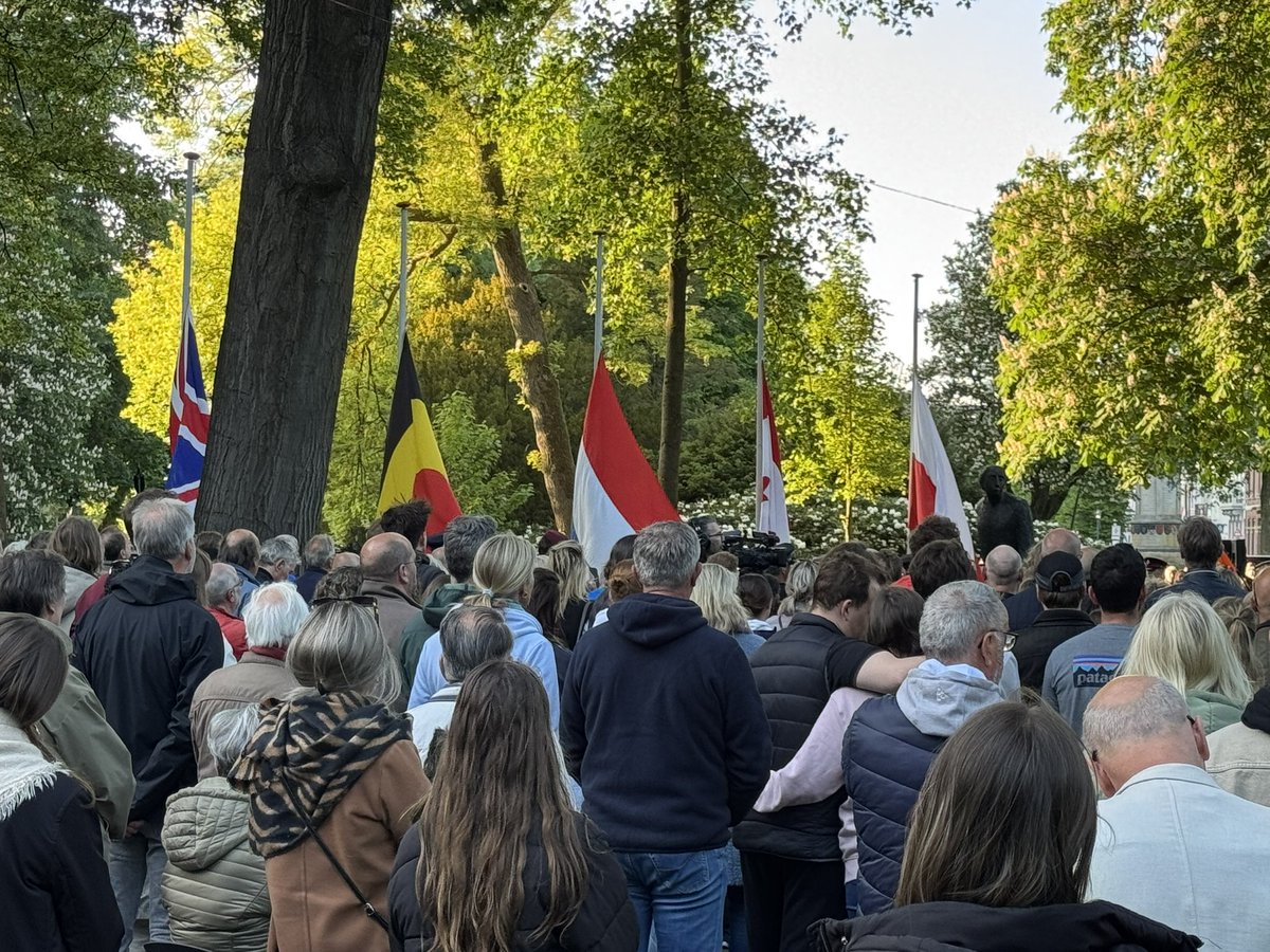 Argusvlinder's tweet photo. Al die jaren #herdenken we zonder #NSB-ers als #MartinB #MarjoleinF #ReinetteK #FleurA #GeertW Er is geen enkele reden om daar in 2025 van af te wijken #PVV #WegErMee https://t.co/K193nkCrNh
