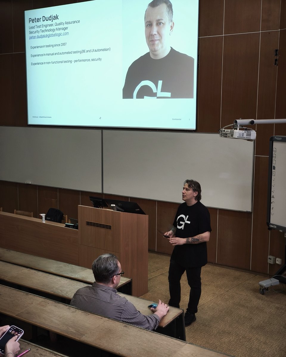 GlobalLogic_SR's tweet image. Náš kolega Peter Dudjak mal 24. apríla naozaj nabitý program!
24. apríla prednášal o #sofwaredevelopment a #securitytesting študentom TUKE v KE a večer na #WebUP v ZA zdieľal skúsenosti #globallogicslovakia Vďaka Web UP za spoluprácu!