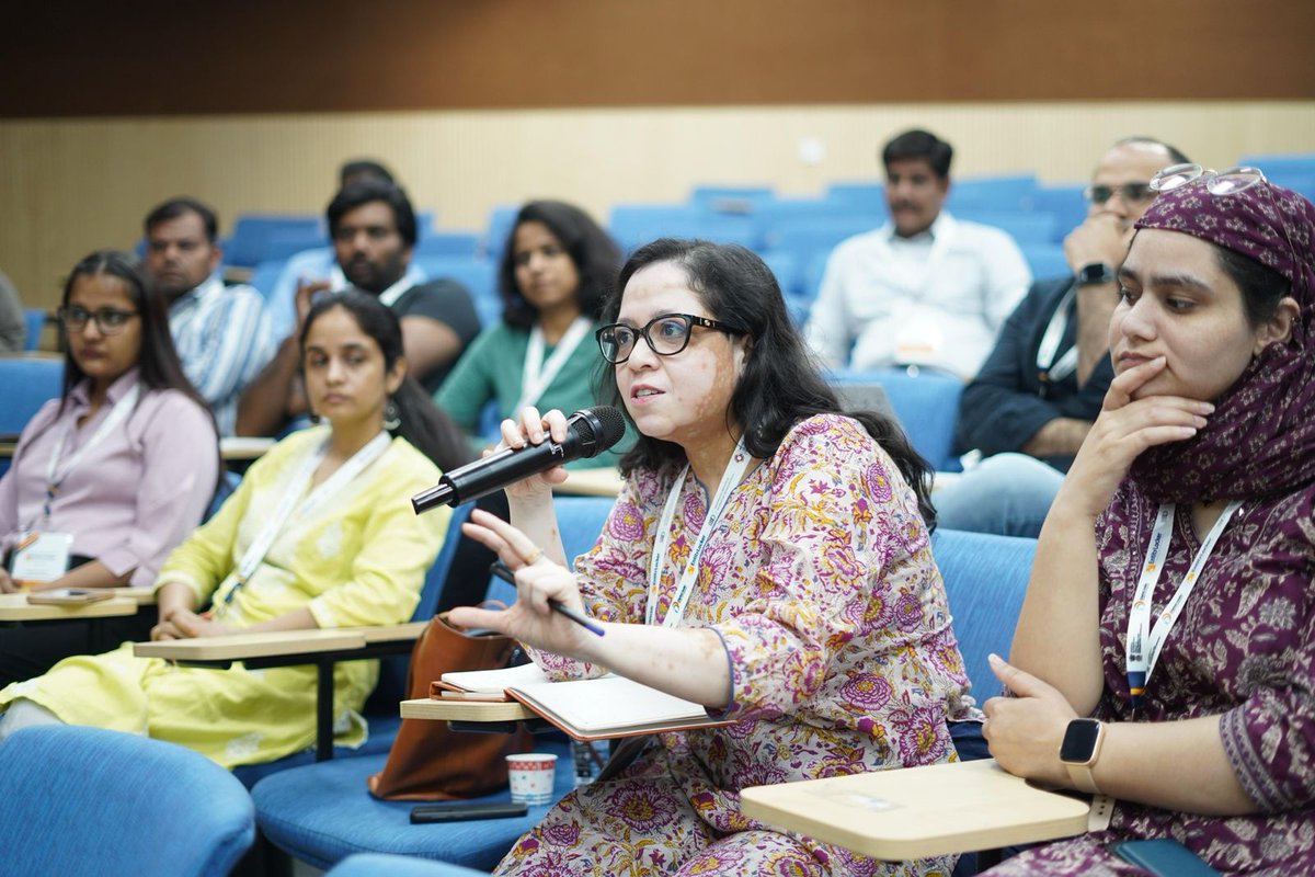 GoI_MeitY's tweet image. A workshop on Entity Locker was held today (May 5, 2025) at @IIITDelhi . Officials from @NeGD_GoI delivered a detailed presentation on the initiative, followed by an engaging discussion on its potential use cases for startups. 
#DigitalIndia #EntityLocker @digilocker_ind