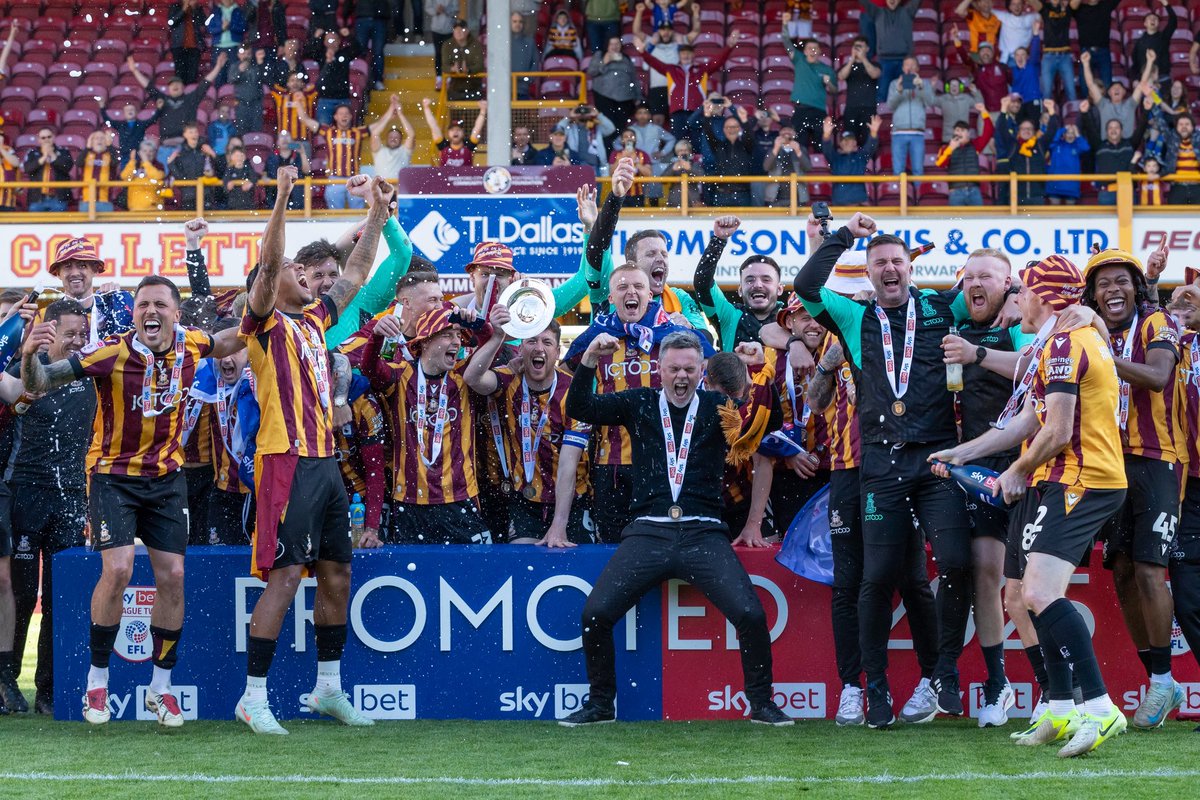 nathanevans94's tweet image. Bradford City are the first side to be automatically promoted in an EFL season with as few as five away victories to their name since Macclesfield Town during the 1997-98 campaign in Division Three.
Fortress Valley Parade 🏰 #bcafc #bantams