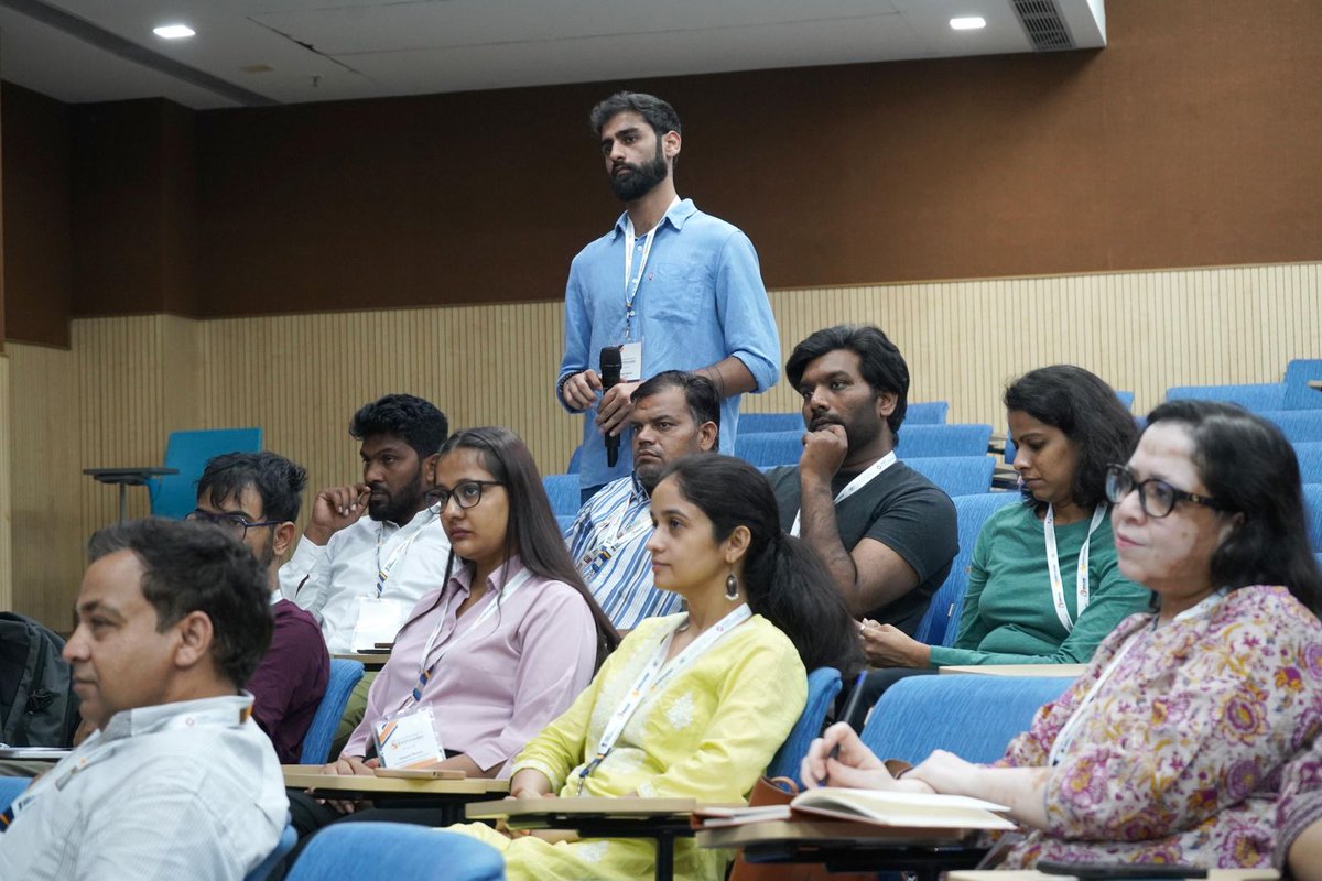 GoI_MeitY's tweet image. A workshop on Entity Locker was held today (May 5, 2025) at @IIITDelhi . Officials from @NeGD_GoI delivered a detailed presentation on the initiative, followed by an engaging discussion on its potential use cases for startups. 
#DigitalIndia #EntityLocker @digilocker_ind