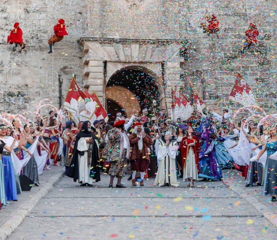 Tens ganes d’Eivissa Medieval? 🏰

➡️ Fes clic en aquest enllaç i descobreix tot el programa d’actuacions, activitats i espectacles que t’esperen.

eivissa.es/portal/images/…

🗓️ Del 8 al 11 de maig, vine a viure una experiència única!