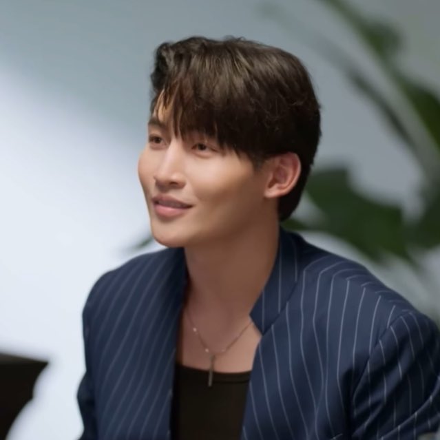 เพราะแฟนเก่าเปลี่ยนแปลงบ่อย The Ex-Morning💔📰

Official Trailer : youtu.be/jajW3bDRf3E 

โอห์ม ฐิติวัฒน์ รับบท พอล

ทุกวันพฤหัสบดี เวลา 20:30 น. ทางช่อง GMM25 
และรับชมย้อนหลัง เวลา 22:30 น. ทาง VIU
เริ่ม 22 พฤษภาคมนี้

#TheExMorning 
#Ohmthitiwat  #โอห์มไง