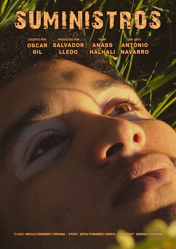 LuminityFilms's tweet image. En un mundo post-apocalíptico, Rami lucha por sobrevivir sin saber qué es real y qué es producto de su mente.
La desesperación no deja espacio para disfrutar de lo que le queda.

SUMINISTROS
Muy pronto.

#Cortometraje #Suministros #CineIndependiente #Estreno2025