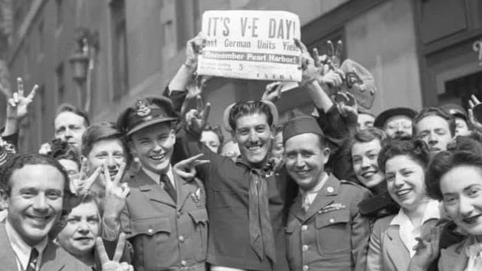 TSMODELHANGAR's tweet image. On this 80th anniversary of Victory in Europe Day please take a moment to remember those who went before us over land, sea and air who fought for our freedom.
We owe this generation a debt that we can never repay, but we can remember them and celebrate them.