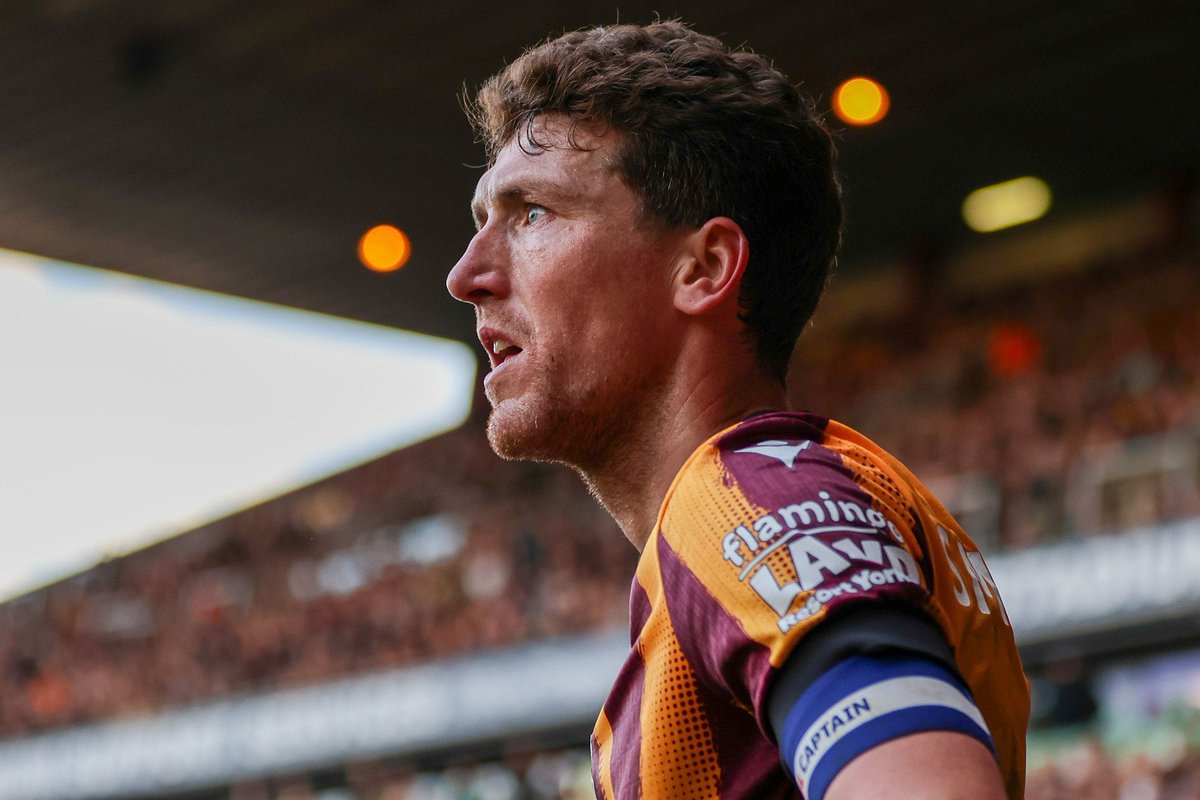 SkiptonBantam's tweet image. City legends are rarely brilliant players. Being the epitome of what we hold dear makes you a legend! Passion, commitment, desire, pride and heart! Our best captains weren’t all strong leaders. They set the example! Jackson, Duxbury, McCall, Jones. RS will join that list! #bcafc