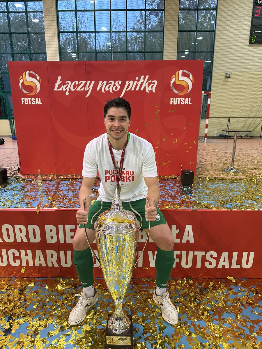Campeones de la Copa Polaca 🥇🏆

Puchar do domu <a href="/FutsalRekord/">Rekord Bielsko-Biała Futsal</a> ⚪️🟢

4️⃣♾️⚽️

<a href="/Limones5Agency/">𝗟𝗶𝗺𝗼𝗻𝗲𝘀 𝟱 𝗔𝗴𝗲𝗻𝗰𝘆</a>