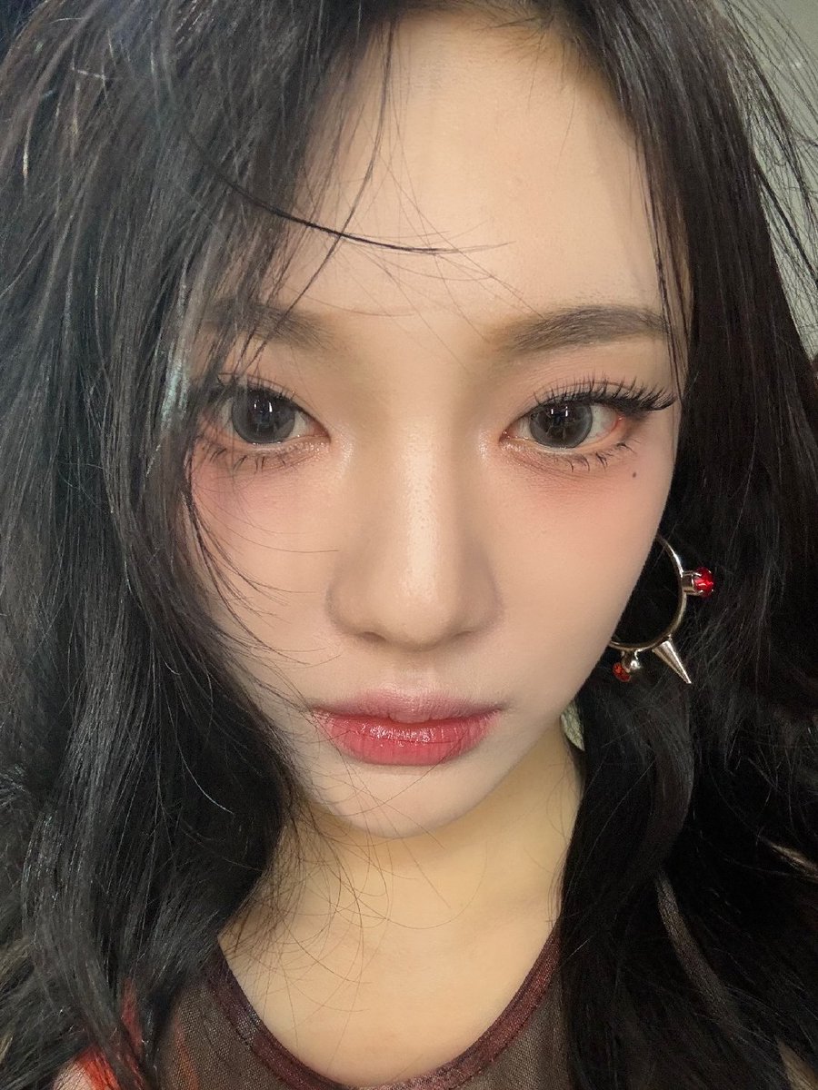 ningning tweet media