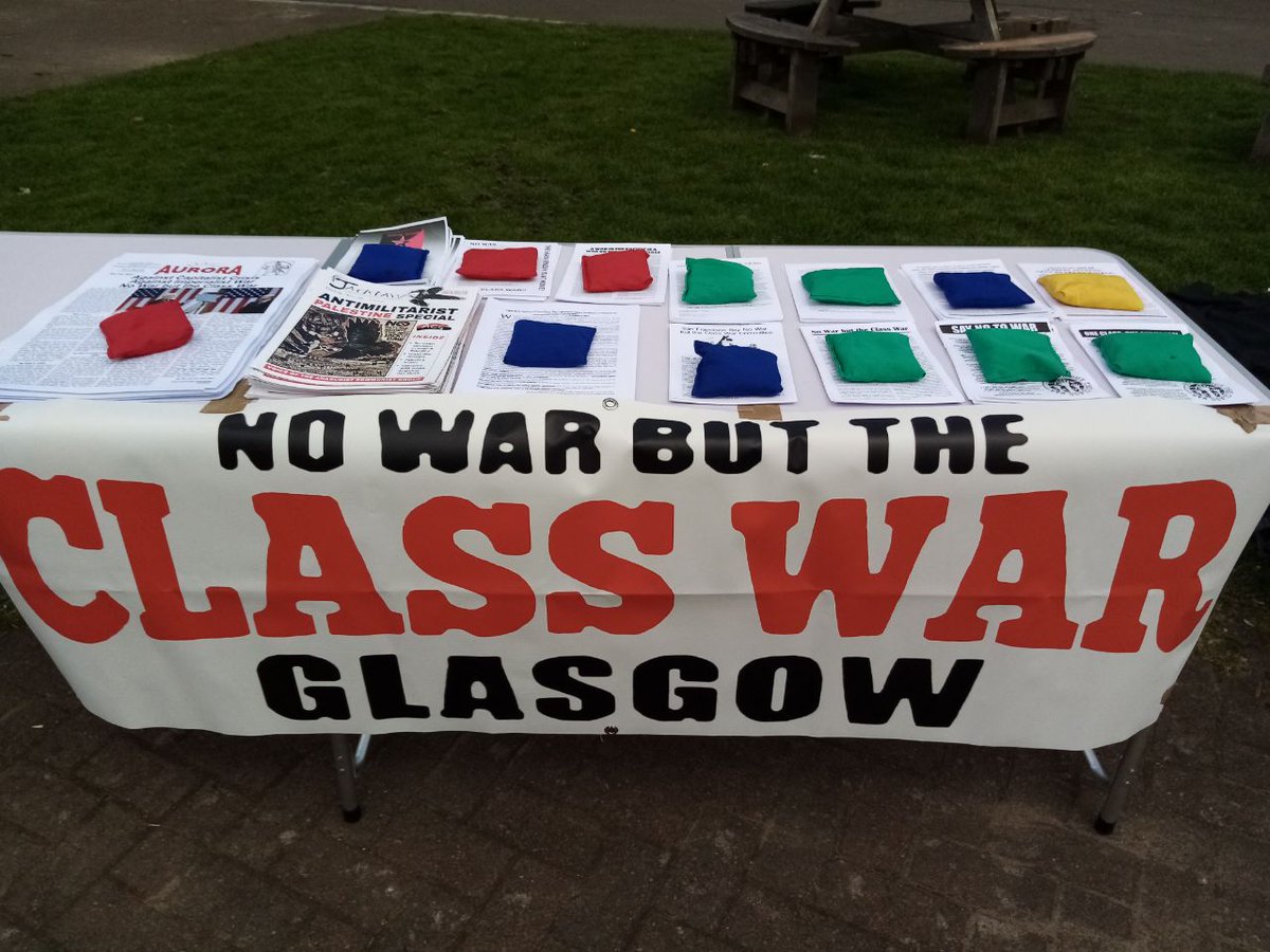 NwbcwGlasgow's tweet image. Yesterday, we were at the "Picnic on the Green", organised by @glasgowkeelie and Red and Black Clydeside for May Day. We had a stall giving out leaflets made by other NWBCW groups and literature from some of the organisations who have members in NWBCW.