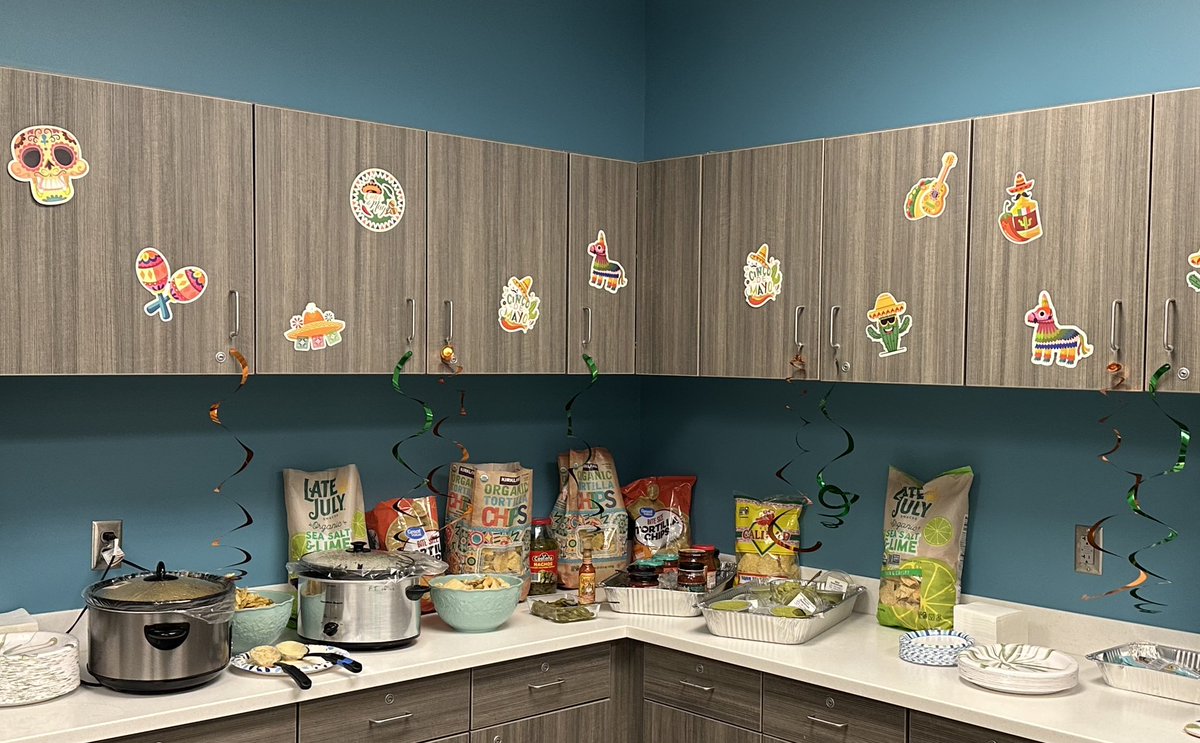 Happy Teacher Appreciation Week &amp; Cinco de Mayo! We are starting the week off with a fabulous nacho bar! <a href="/olatheschools/">Olathe Public Schools</a> <a href="/RachelleWaters/">Rachelle Waters</a>