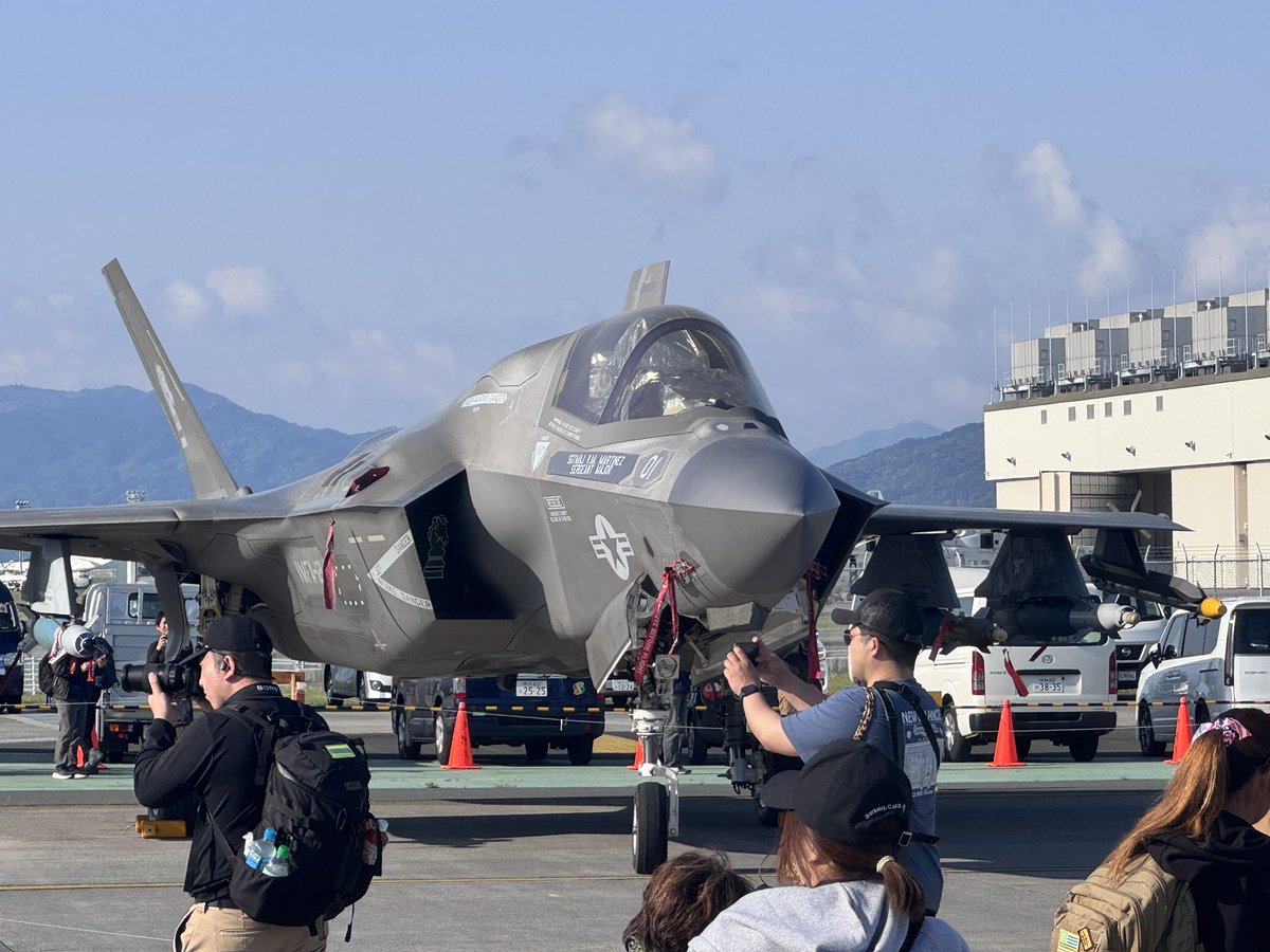 gmc3131's tweet photo. 昨日は楽しかった
#フレンドシップデー 
#岩国基地 https://t.co/0kvCBCx0QZ