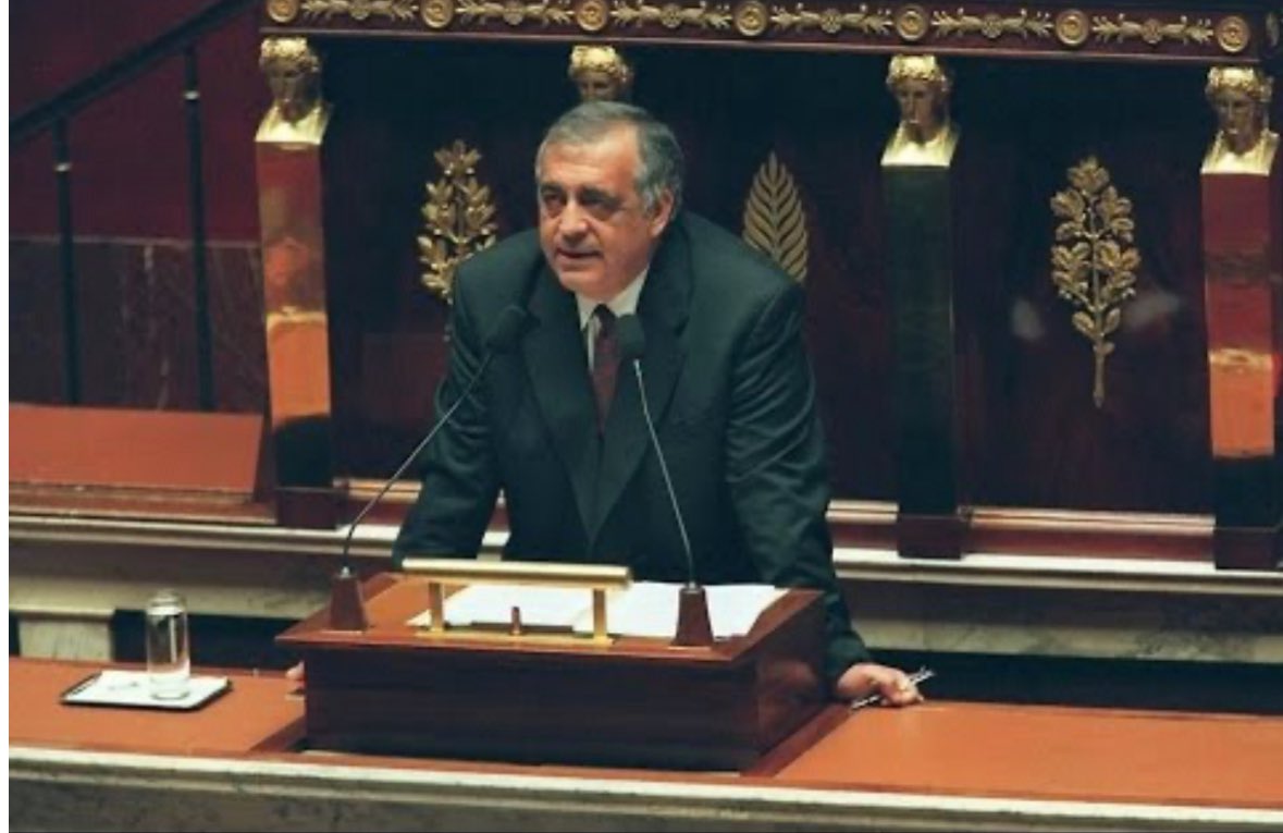 « L’Europe qu’on nous propose n’est ni libre, ni juste, ni efficace ».

Le 5 mai 1992, Philippe Seguin prononçait un discours historique à l’Assemblée Nationale, celui de son opposition au traité de Maastricht.

Hier comme aujourd’hui, pour nous, Maastricht, c’est NON !
