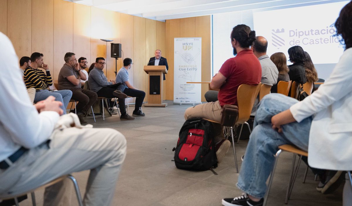 🏁 La <a href="/dipcas/">Diputació de Castelló</a> y el <a href="/CEEICastellon/">CEEI Castellón</a> dan el pistoletazo de salida a la décima edición del programa Move Up! con 25 proyectos emprendedores de la provincia.

1/3

#DiputacióndeCastellón