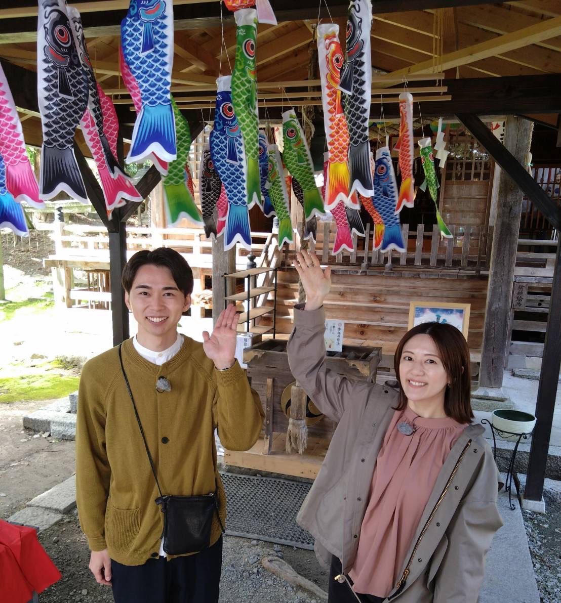 こどもの日のきょうは
花巻市東和町でロケでした🎏
土澤アートクラフトフェアでは
ゴールデンウィークを楽しんでいる
みなさんにたくさん声をかけていただいて嬉しかったです☺️
放送は今月28日🙌by松原

#松原友希 #長谷川拳杜
#わが町バンザイ #IBCtv
