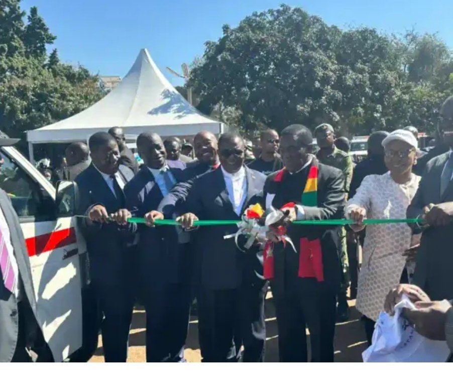 Mozodawo President anozama zvakaita sei yes hatisati tasvika patirikuda but varikuzama