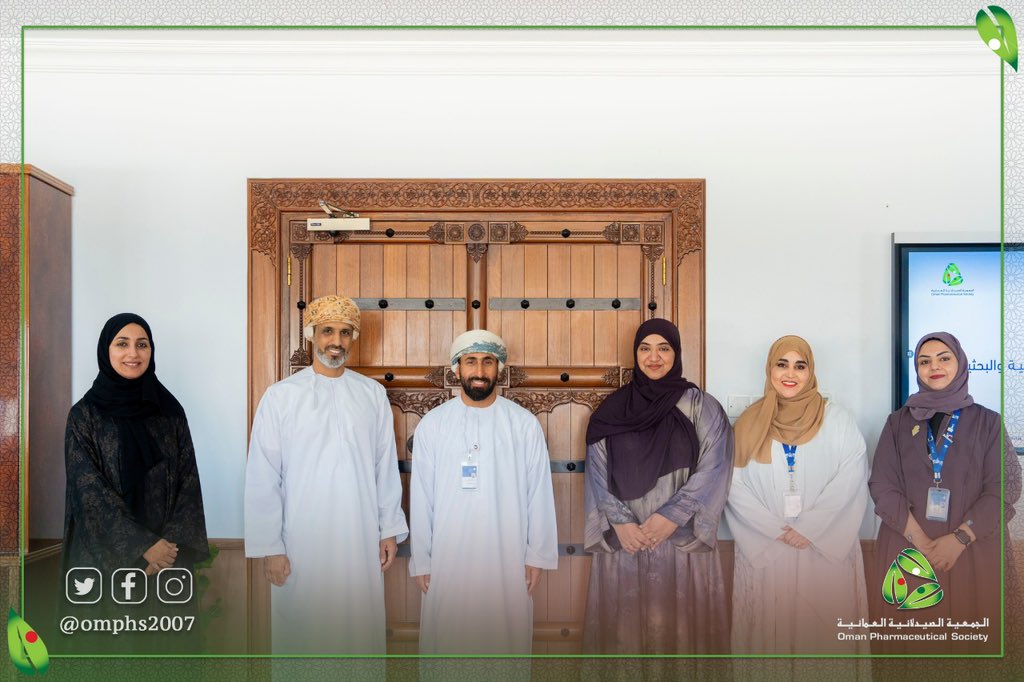 الجمعية الصيدلانية العُمانية (@omphs2007) on Twitter photo وقعت الجمعية الصيدلانية العُمانية صباح أمس الأحد بتاريخ 4-5-2025 اتفاقية تعاون مع الجامعة التقنية والعلوم التطبيقية <a href="/utas_muscat/">جامعة التقنية والعلوم التطبيقية-مسقط</a> في المجالات الأكاديمية والمهنية والبحثية قام بتوقيع الاتفاقية من جانب الجمعية الدكتورة فاطمة الرئيسية رئيسة إدارة المجلس ومن جانب الجامعة الدكتور أحمد وقعت الجمعية الصيدلانية العُمانية صباح أمس الأحد بتاريخ 4-5-2025 اتفاقية تعاون مع الجامعة التقنية والعلوم التطبيقية <a href="/utas_muscat/">جامعة التقنية والعلوم التطبيقية-مسقط</a> في المجالات الأكاديمية والمهنية والبحثية قام بتوقيع الاتفاقية من جانب الجمعية الدكتورة فاطمة الرئيسية رئيسة إدارة المجلس ومن جانب الجامعة الدكتور أحمد